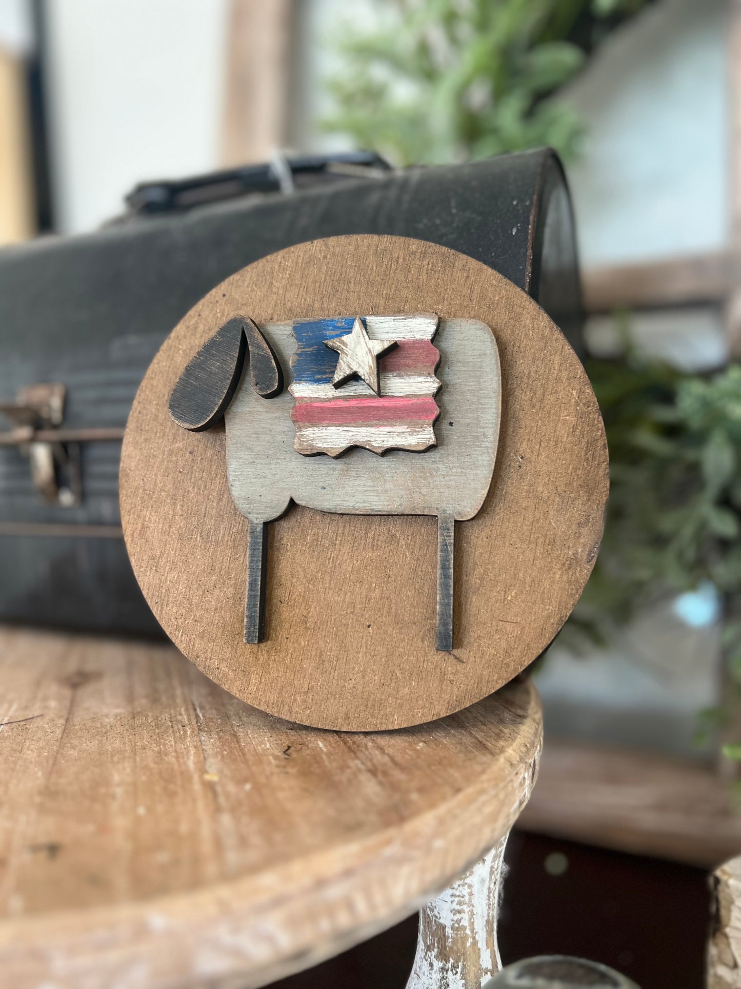 Primitive Sheep- A Interchangeable Insert-Tabletop Spindle Frame