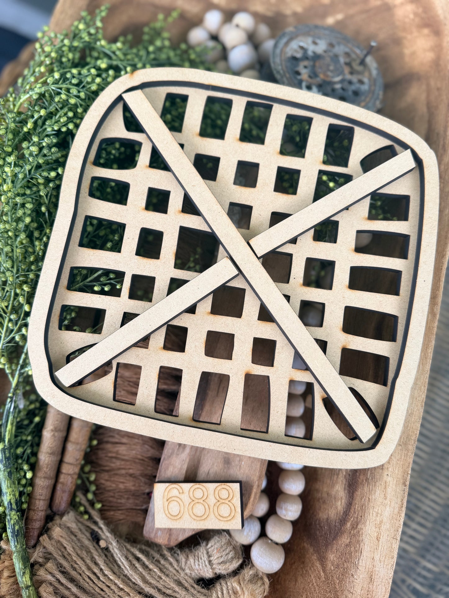 Wonky Tobacco Basket 688