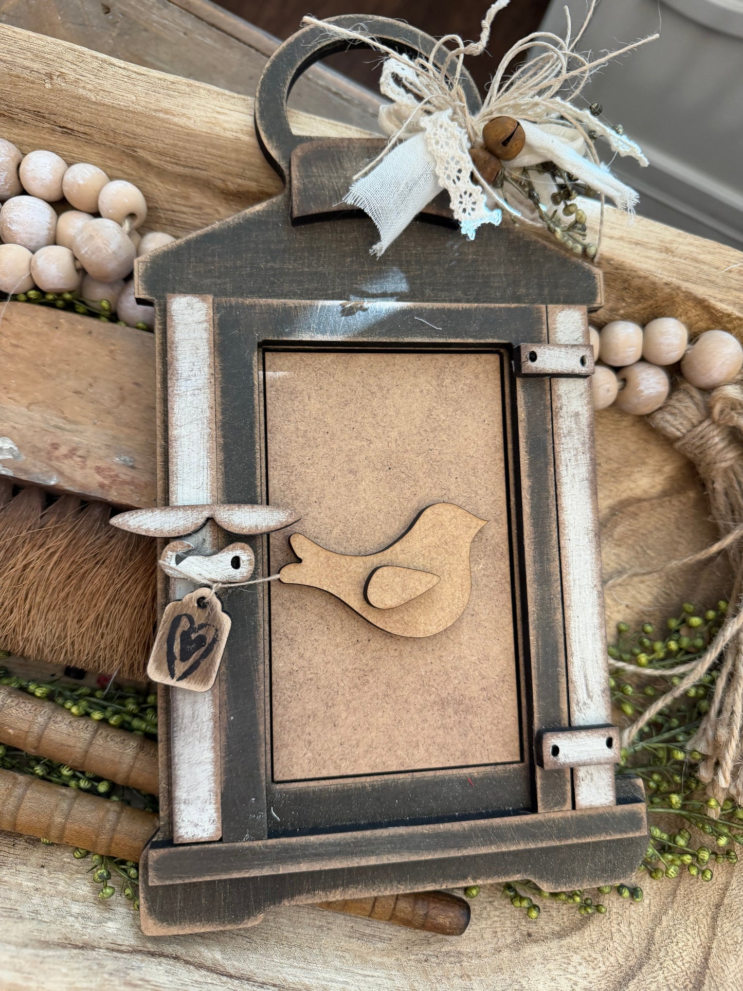 Tattered Bird Insert (interchangeable large) #561