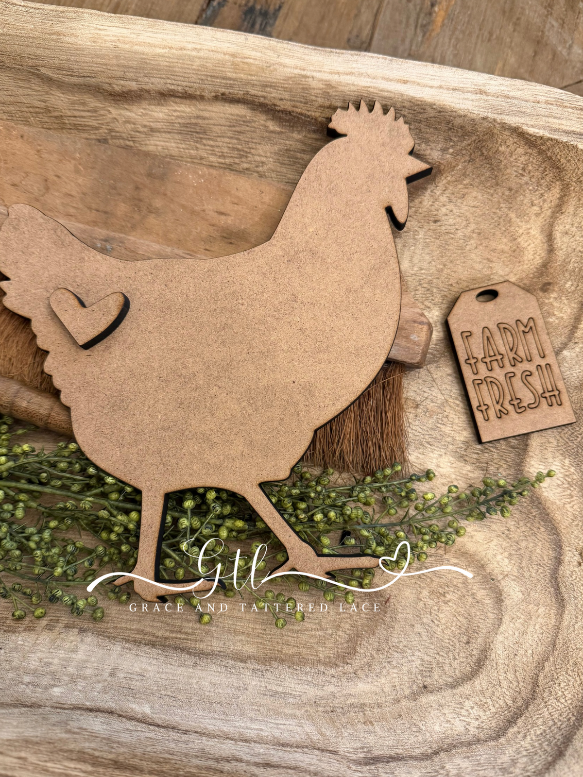 Unpainted chicken insert and Farm Fresh tag #443 wood kit