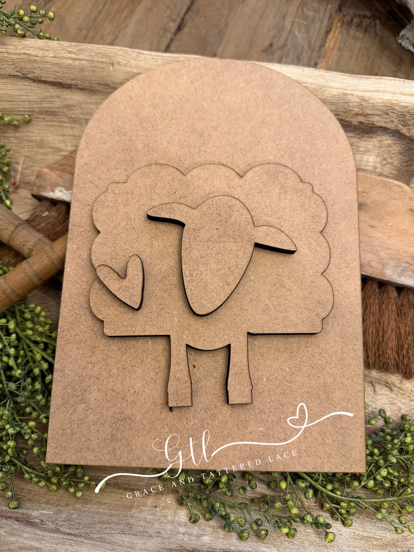 Wonky Sheep Insert for oval frame #421