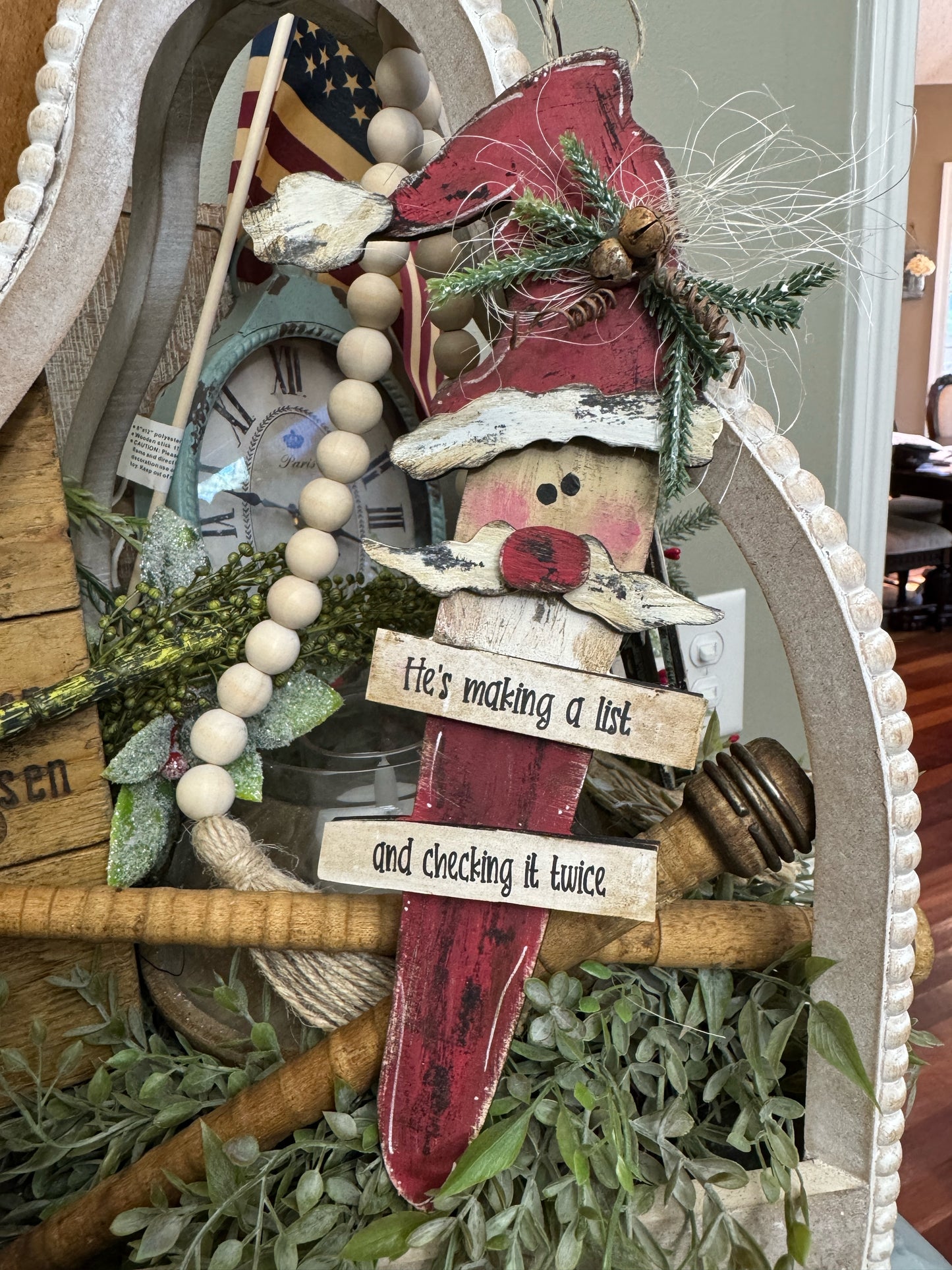 Wonky Santa (2 pack-9.5”)
