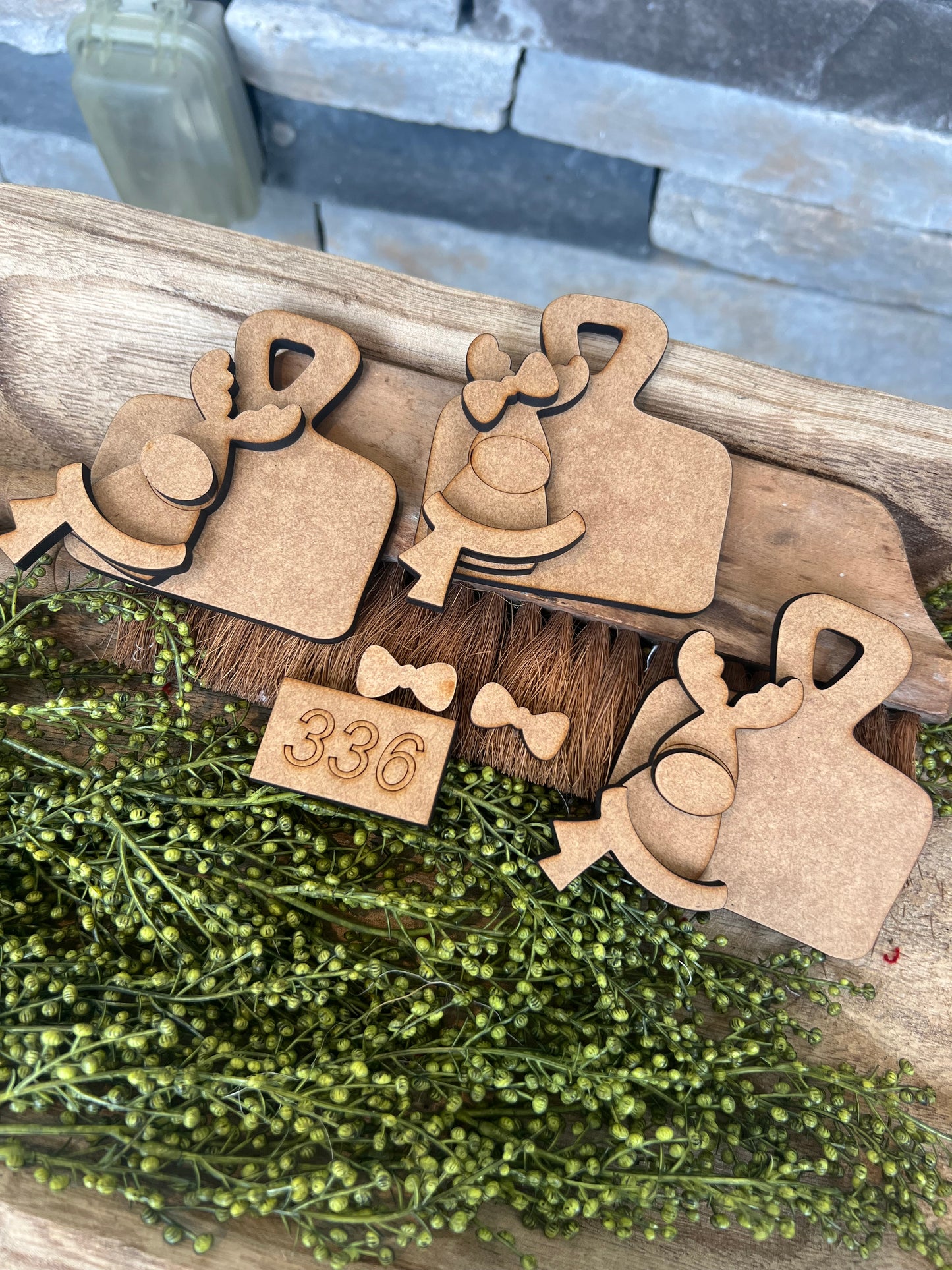 Wonky Reindeer With Scarf Ornament set (3 pieces ) #336