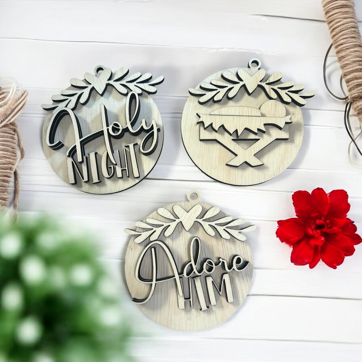 Holy Night Manger Ornament Set