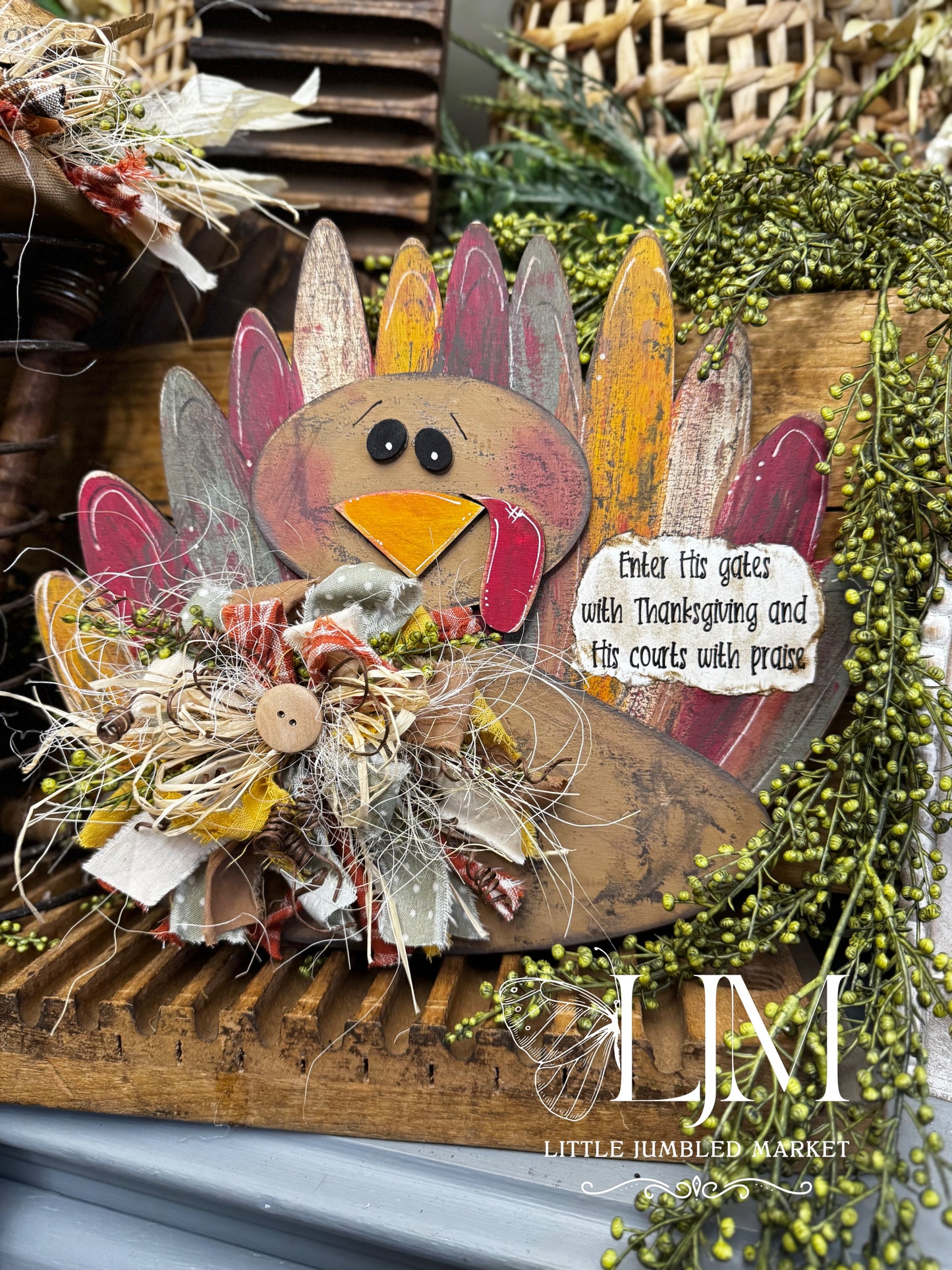 Tattered and Jumbled Turkey with Wonky Round Feathers 304