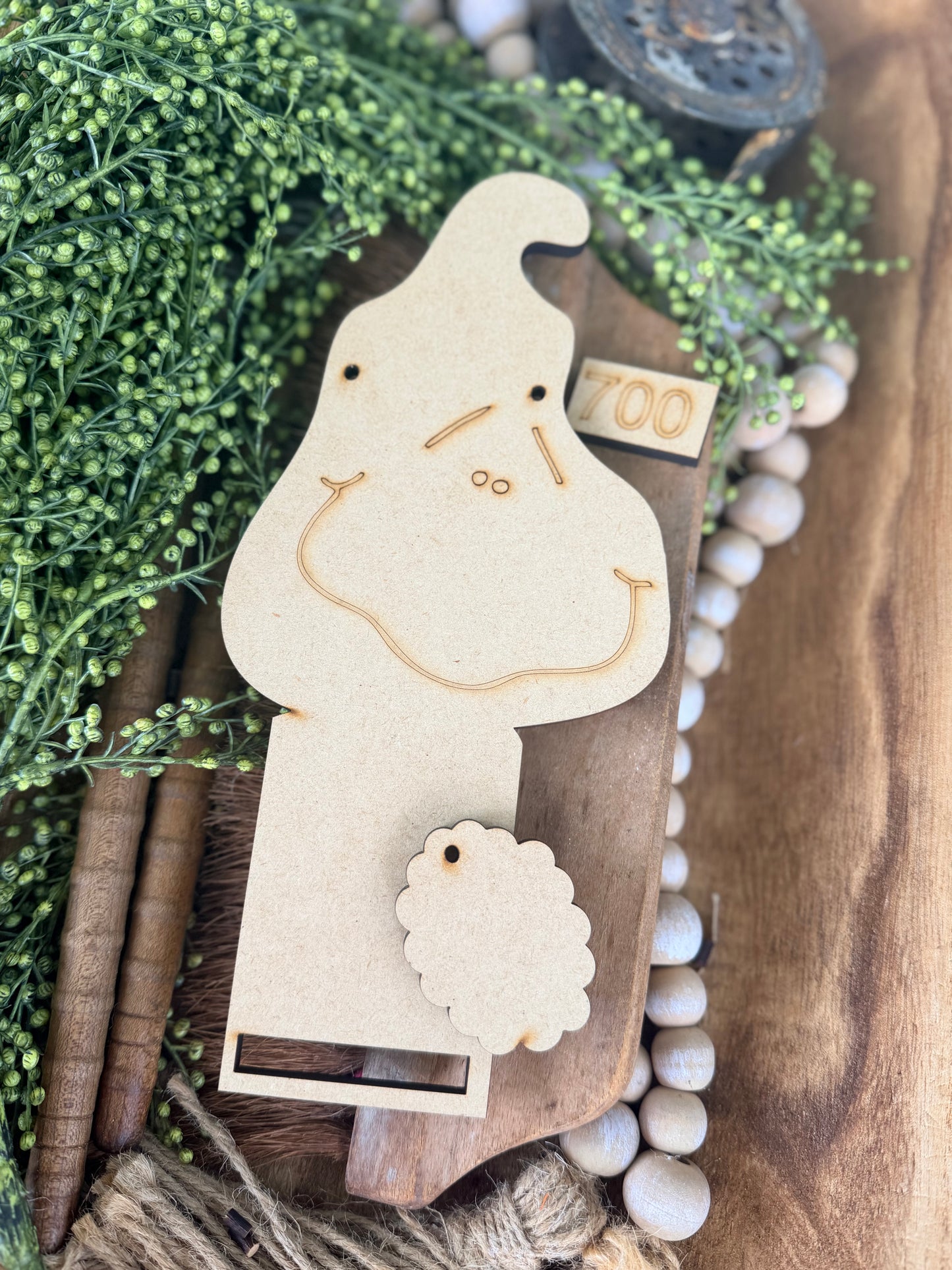Tattered Tassel Wonky Ghost 700