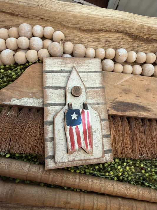 Tattered Church with Flag Insert (Large Interchangeable) #556