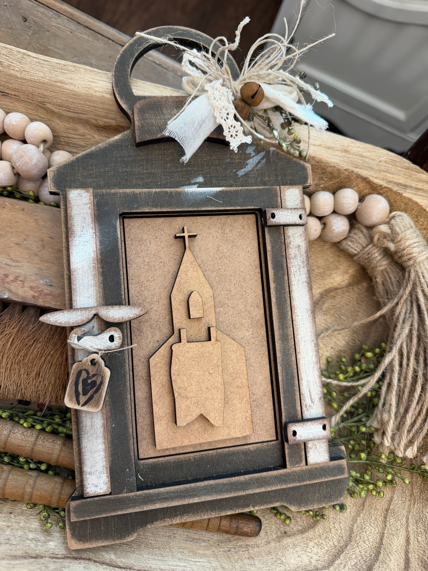 Tattered Church with Flag Insert (Large Interchangeable) #556