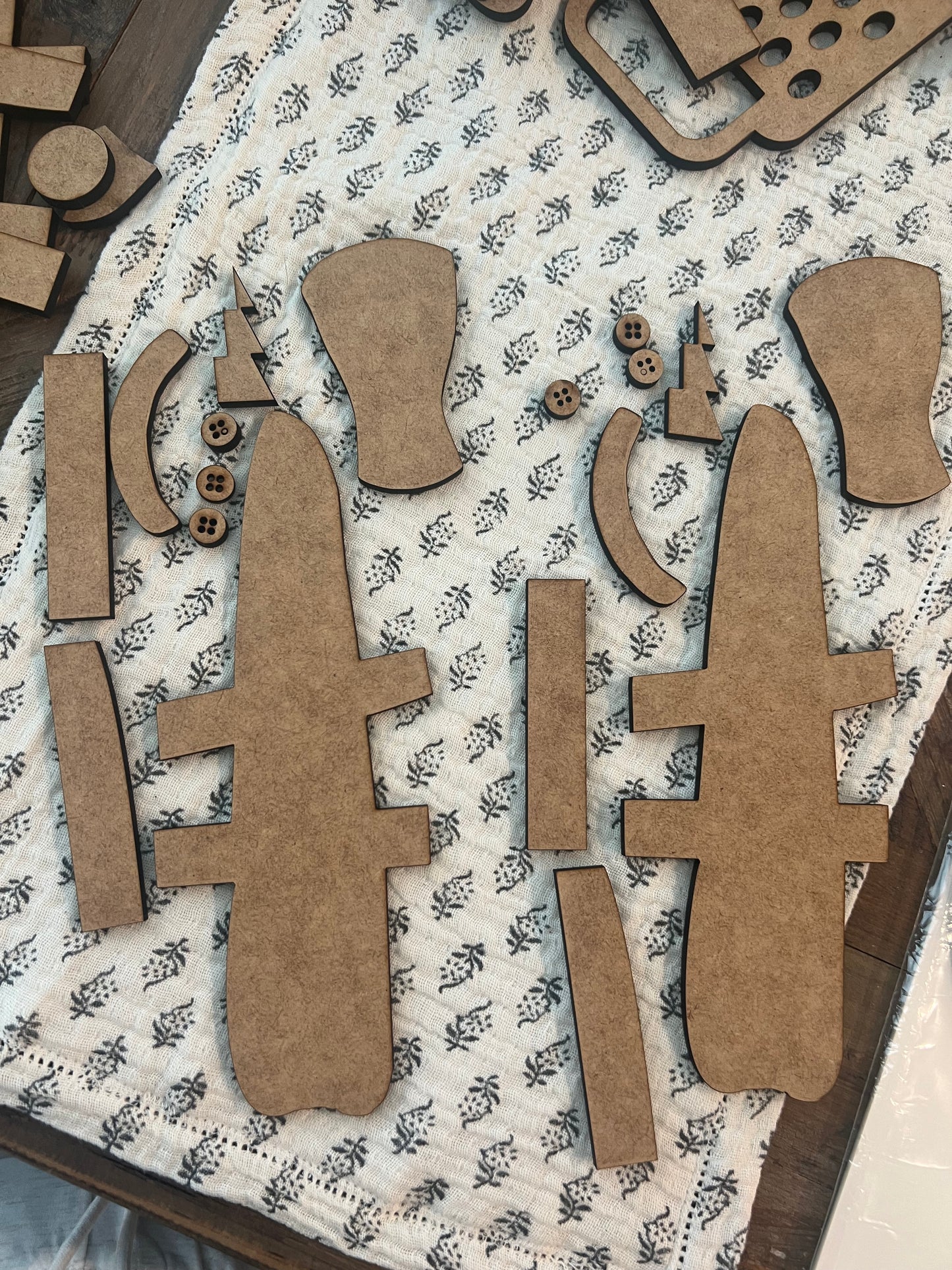 Wonky Snowman (2 pack-9.5”) #248
