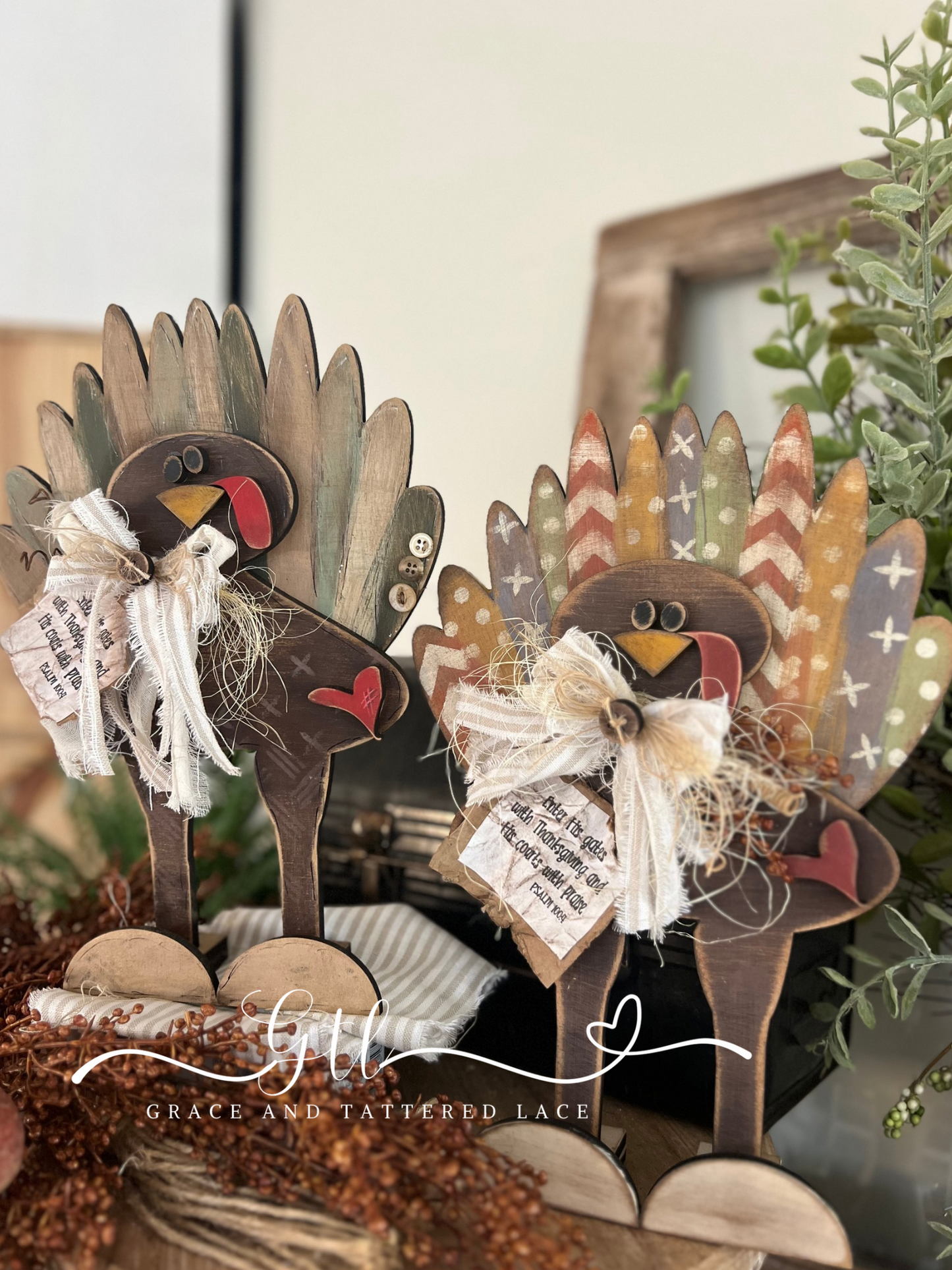 Whimsical Turkey with Wonky Round Feathers Character #309