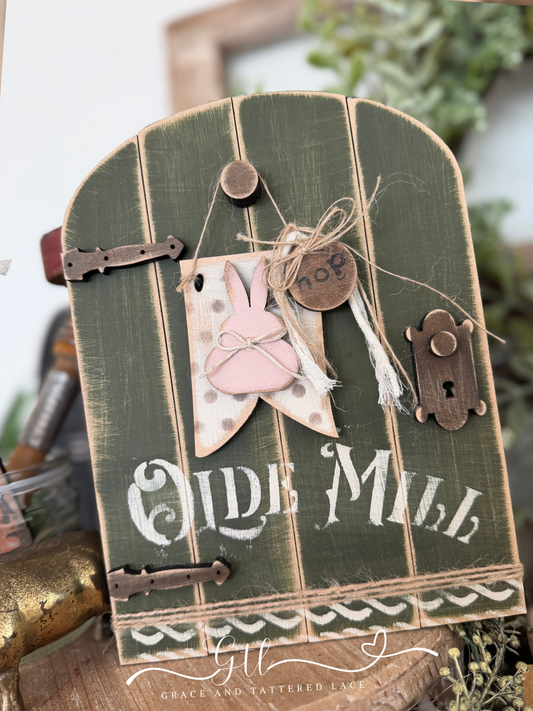 Vintage Jumbled Interchangeable Bunny Door/Gate #491