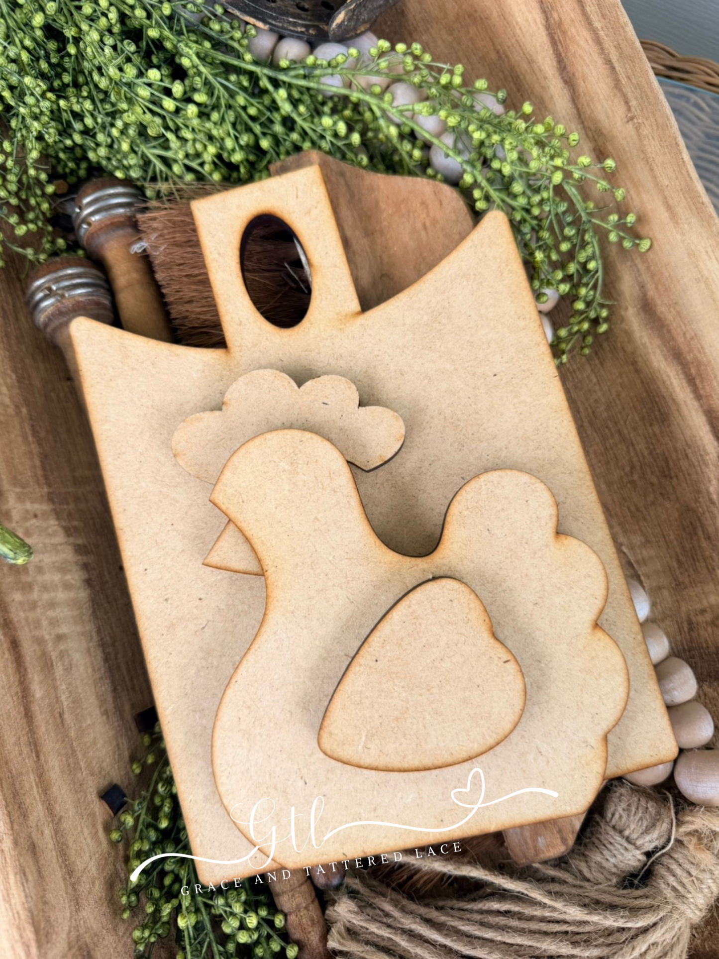 Rustic Farmhouse Chicken Bread Board 632
