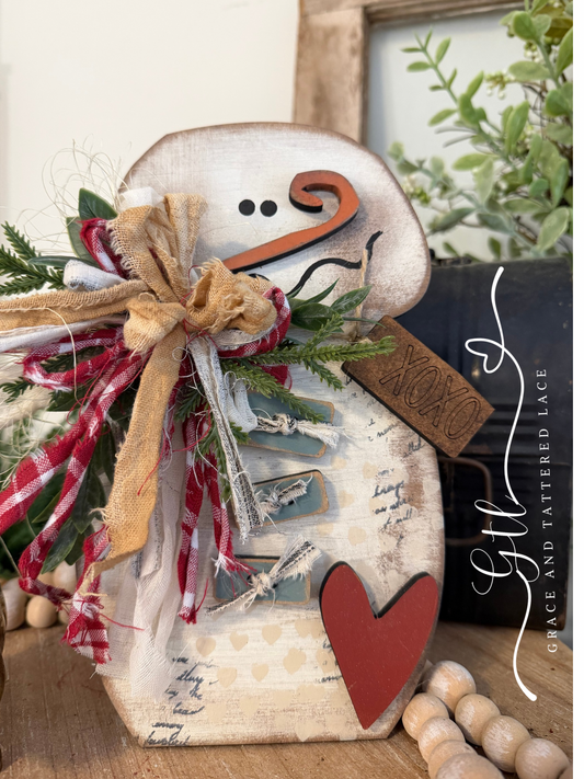 Wonky XOXO Snowman 395