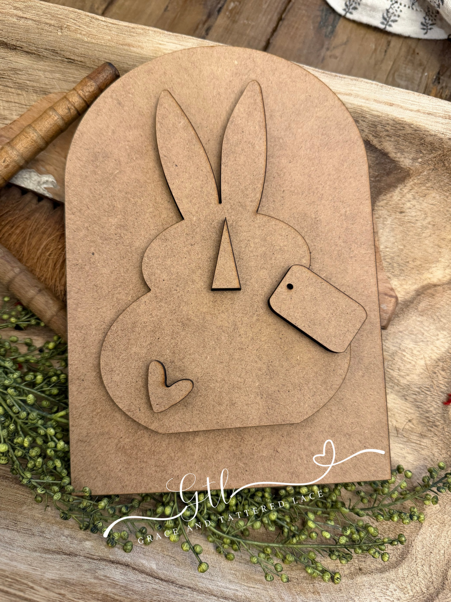 Wonky Chubby Bunny Insert for oval frame #425