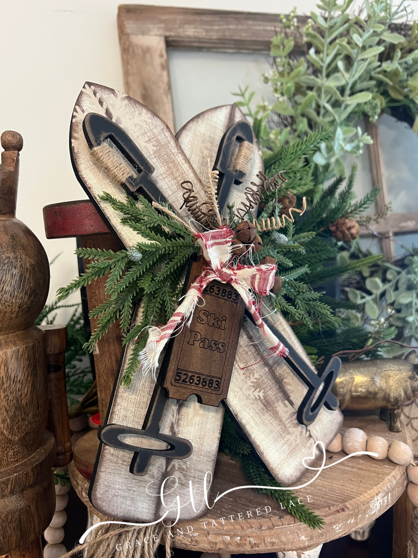 Wonky Vintage Ski Set #368