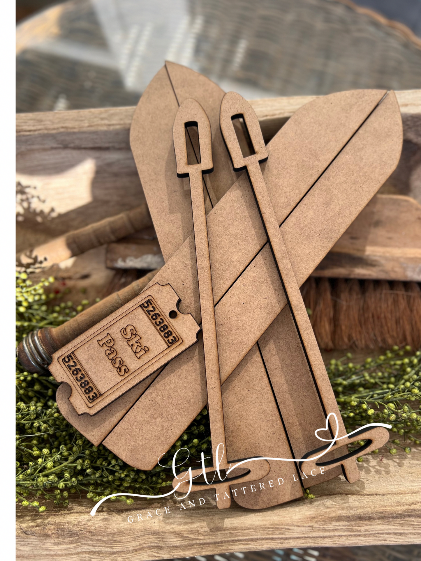 Wonky Vintage Ski Set #368