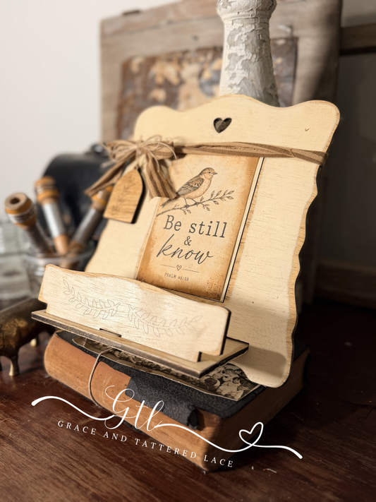 Vintage Rustic Timeless Display Stand 678