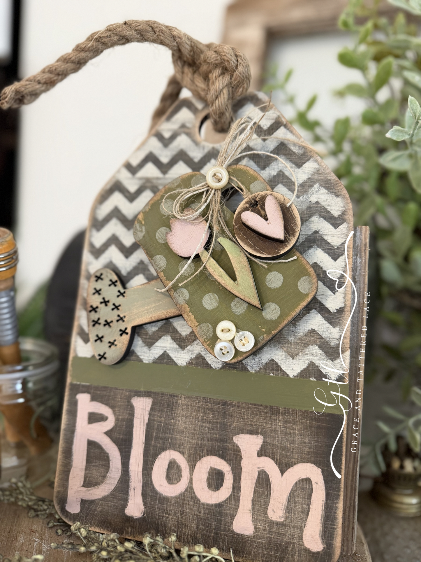 Wonky Bloom Watering Can with Tulip Tag