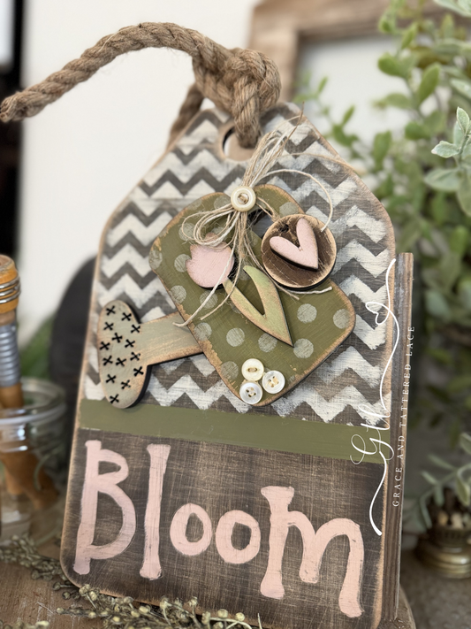 Wonky Bloom Watering Can with Tulip Tag