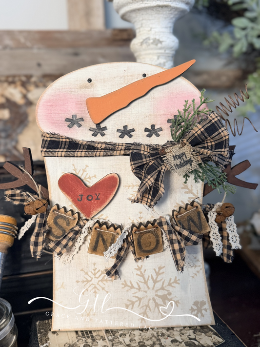 Wonky Snowman with Snow Banner 646