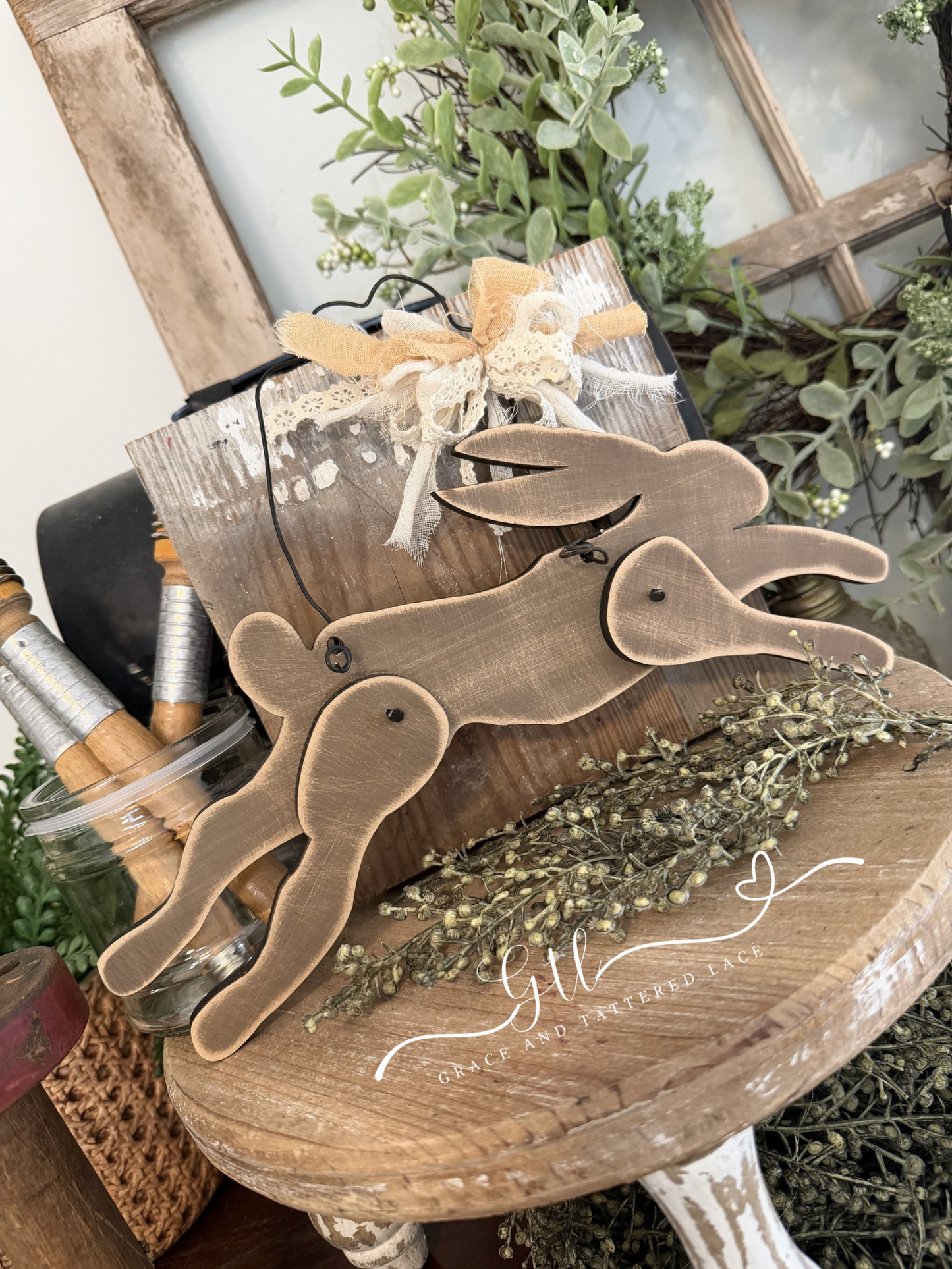 Running Hare Hanger #522