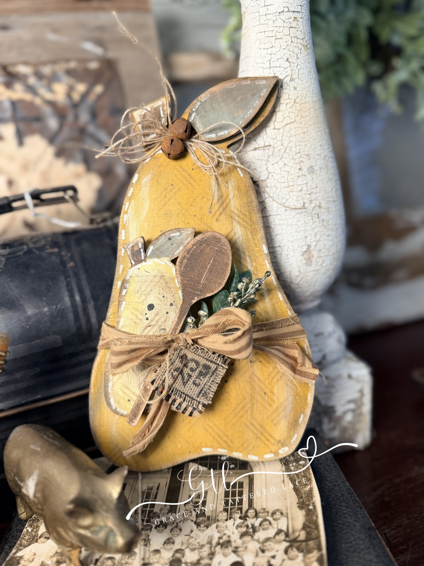 Wonky Rustic Pears 635