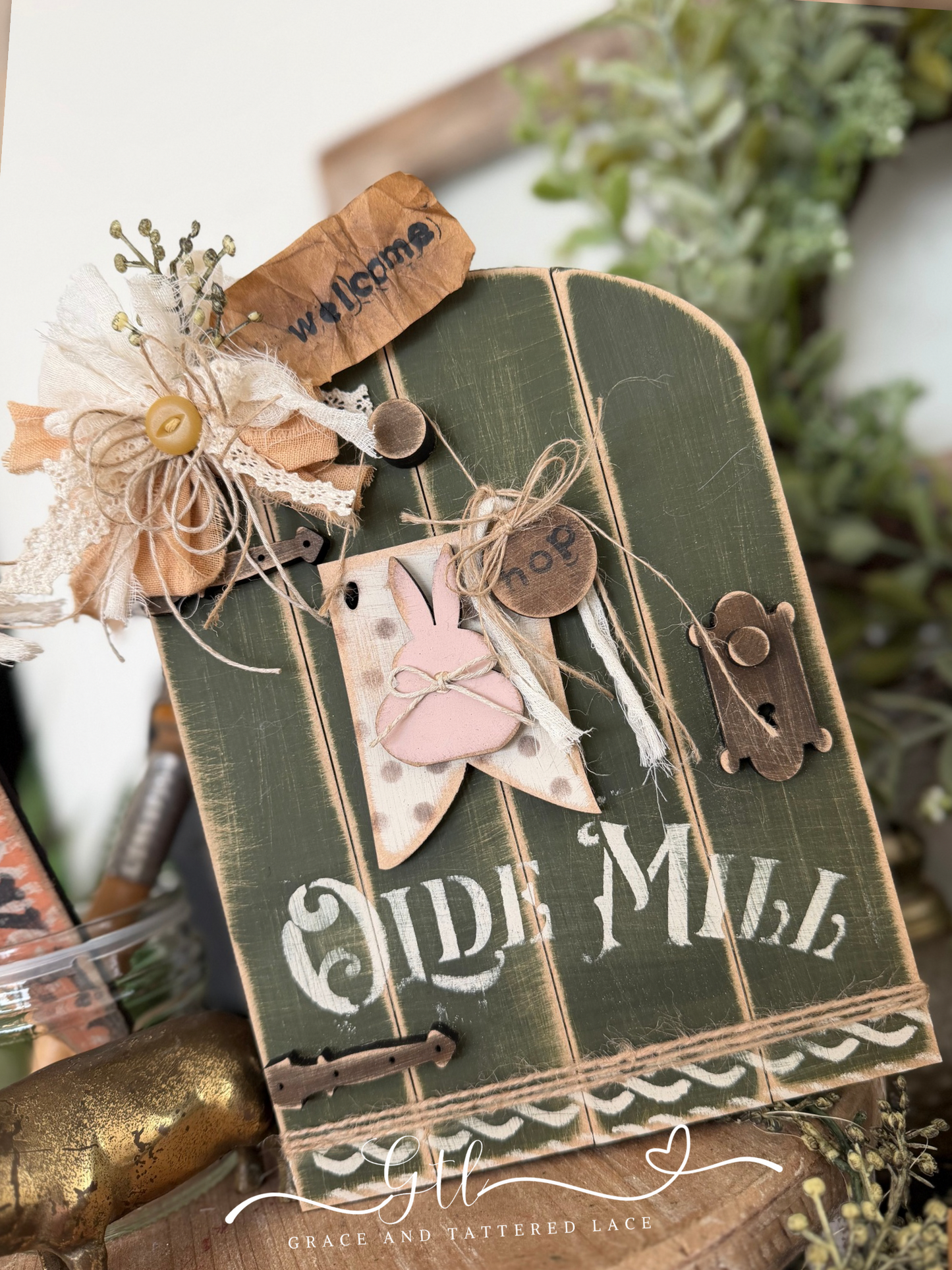 Vintage Jumbled Interchangeable Bunny Door/Gate #491