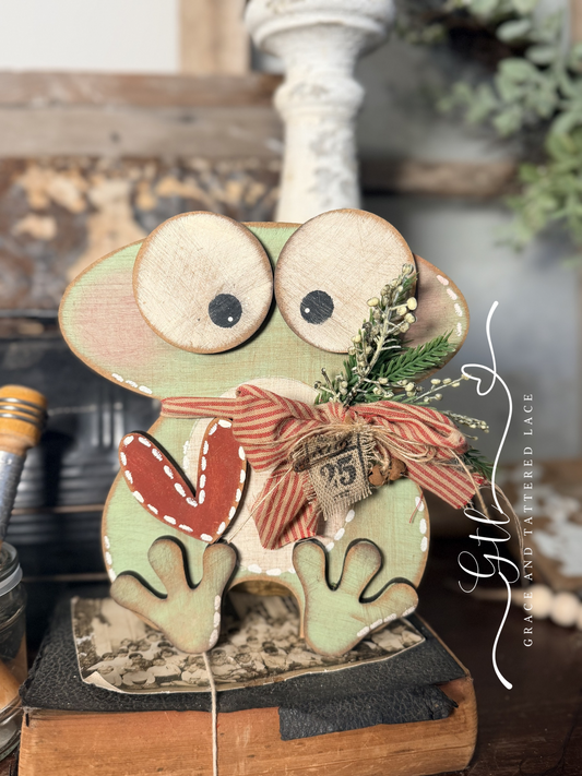 Wonky Whimsical Frog 655