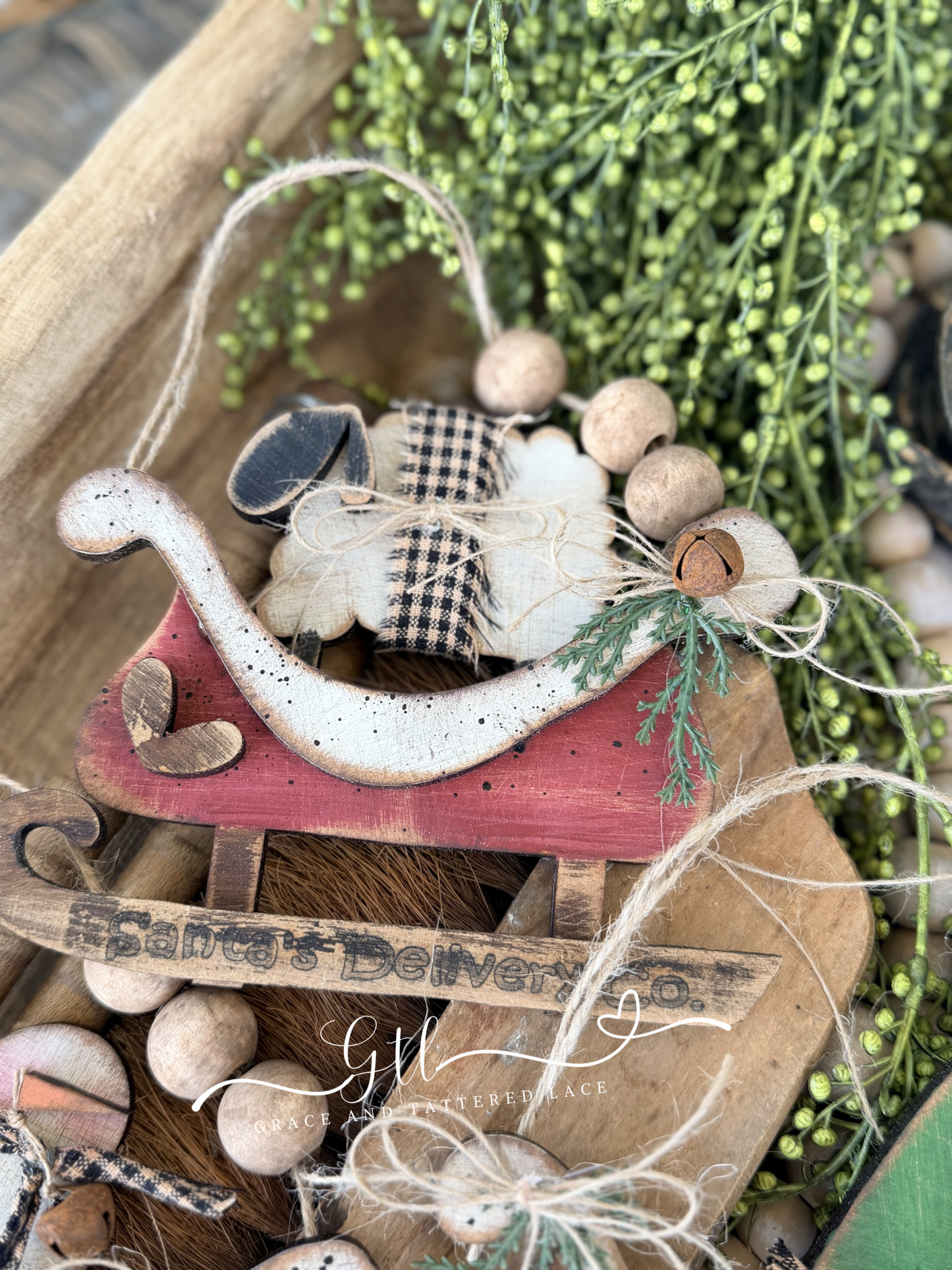 Rustic Vintage Sleigh Ornaments 607