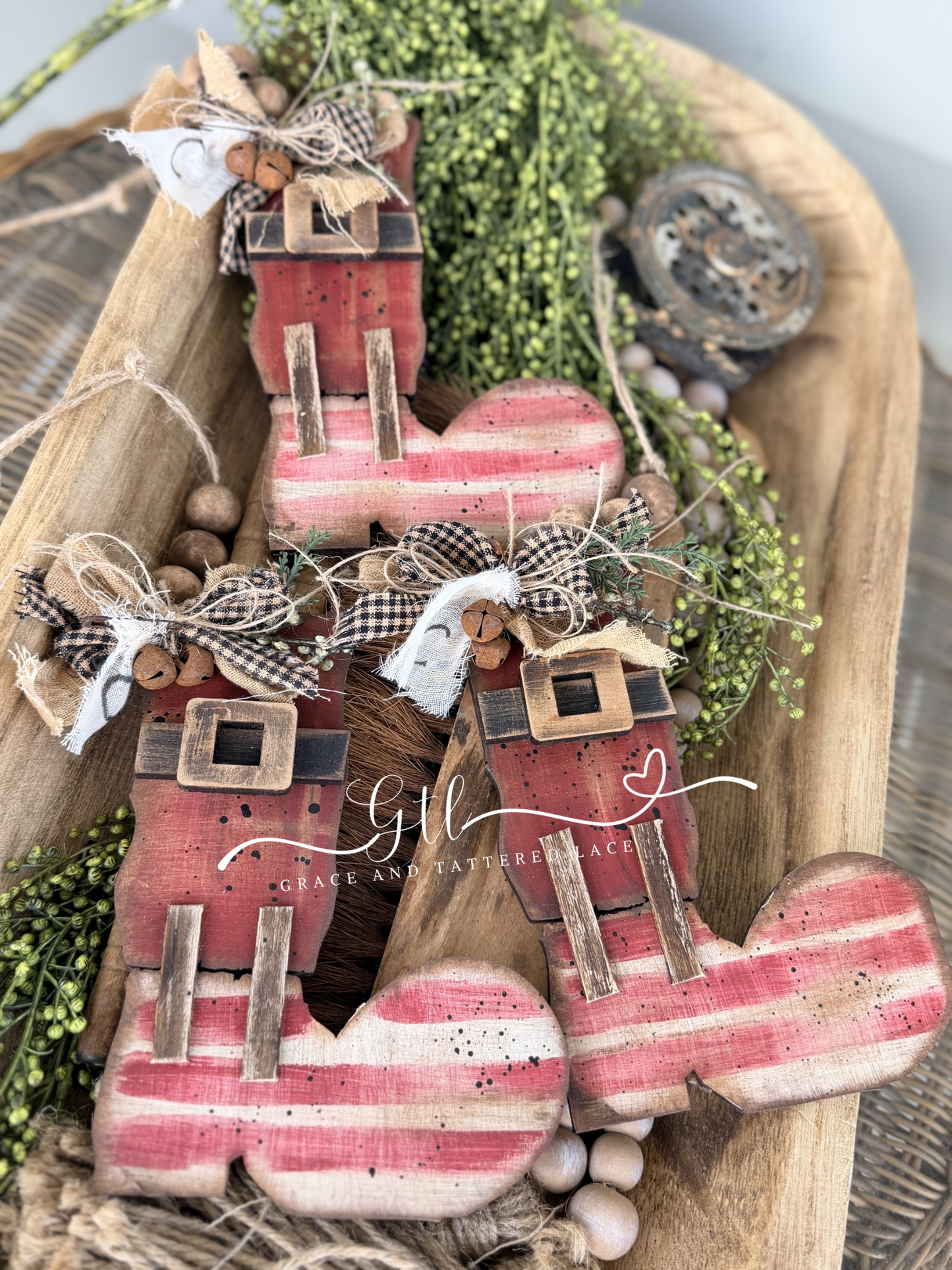 Wonky Rustic Santa Boots Ornaments 612
