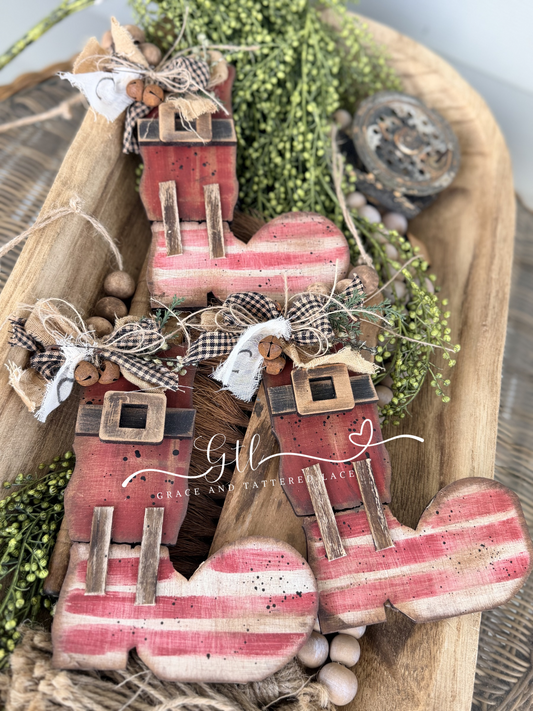 Wonky Rustic Santa Boots Ornaments 612